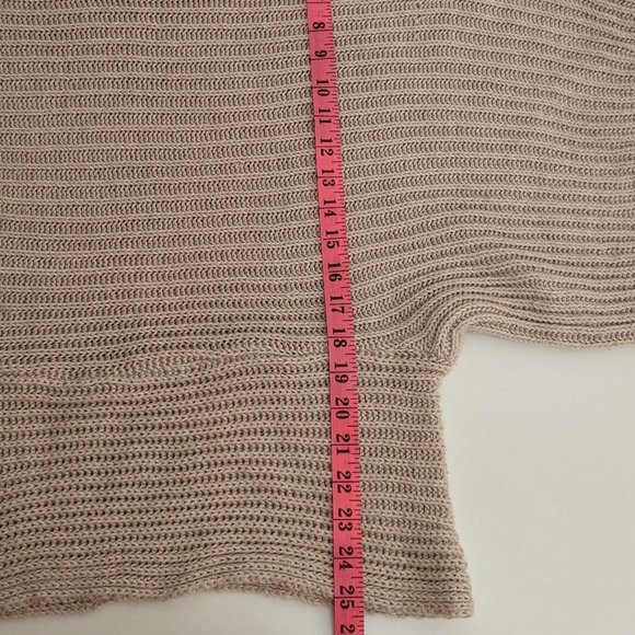 Koby Knit Cream Relaxed Sweater. Medium size. - Picture 13 of 14